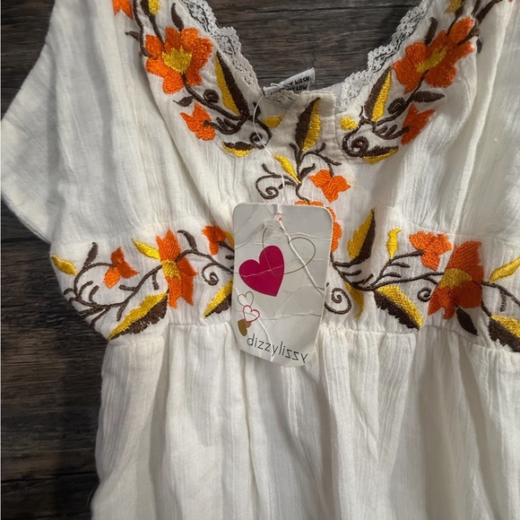 Elegant White Midi Dress with Orange Floral Accents - Picture 3 of 8